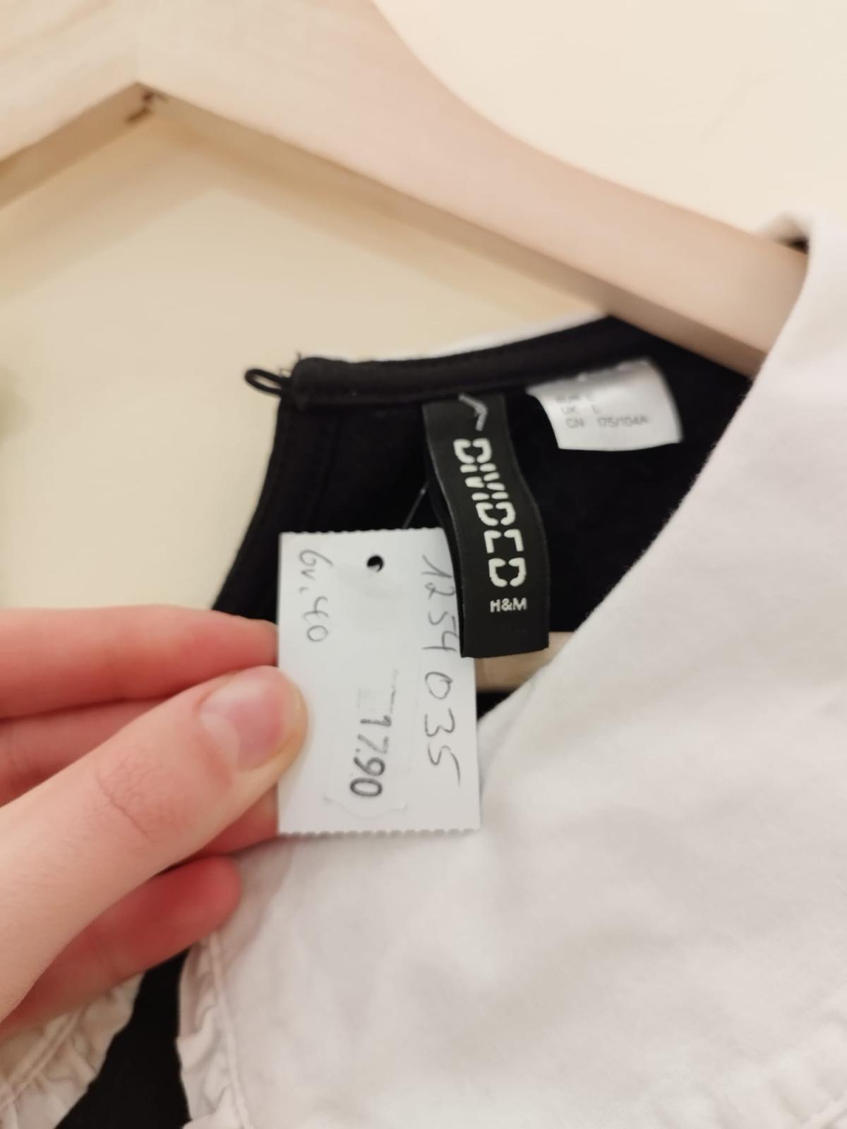 H&M Divided Pullover mit Kragen in Gr. 40