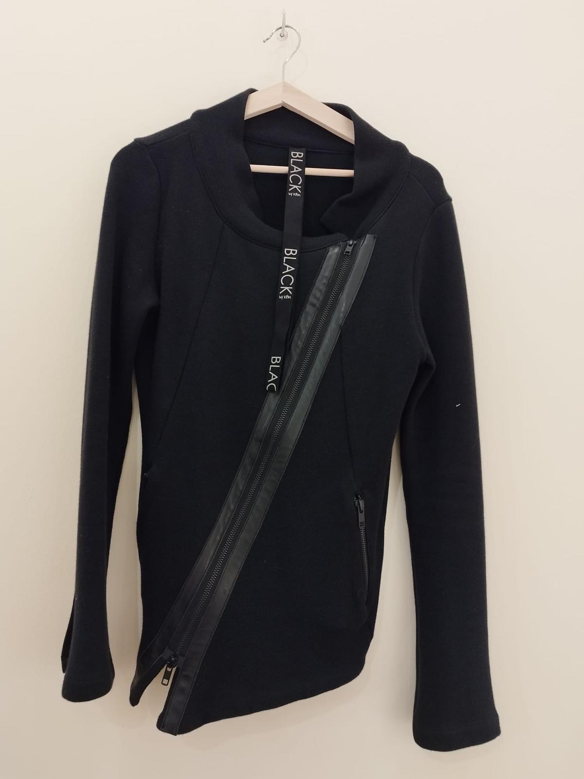 Black by K&M Strickjacke schwarz in Gr. 36