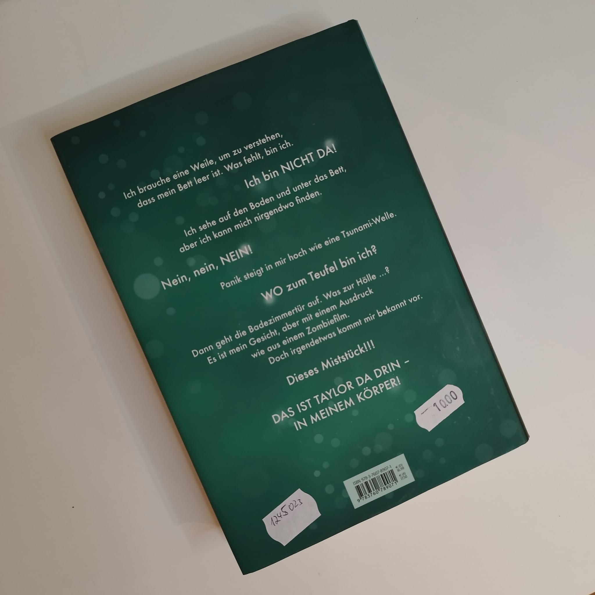 AURACLE - Gina Rosati