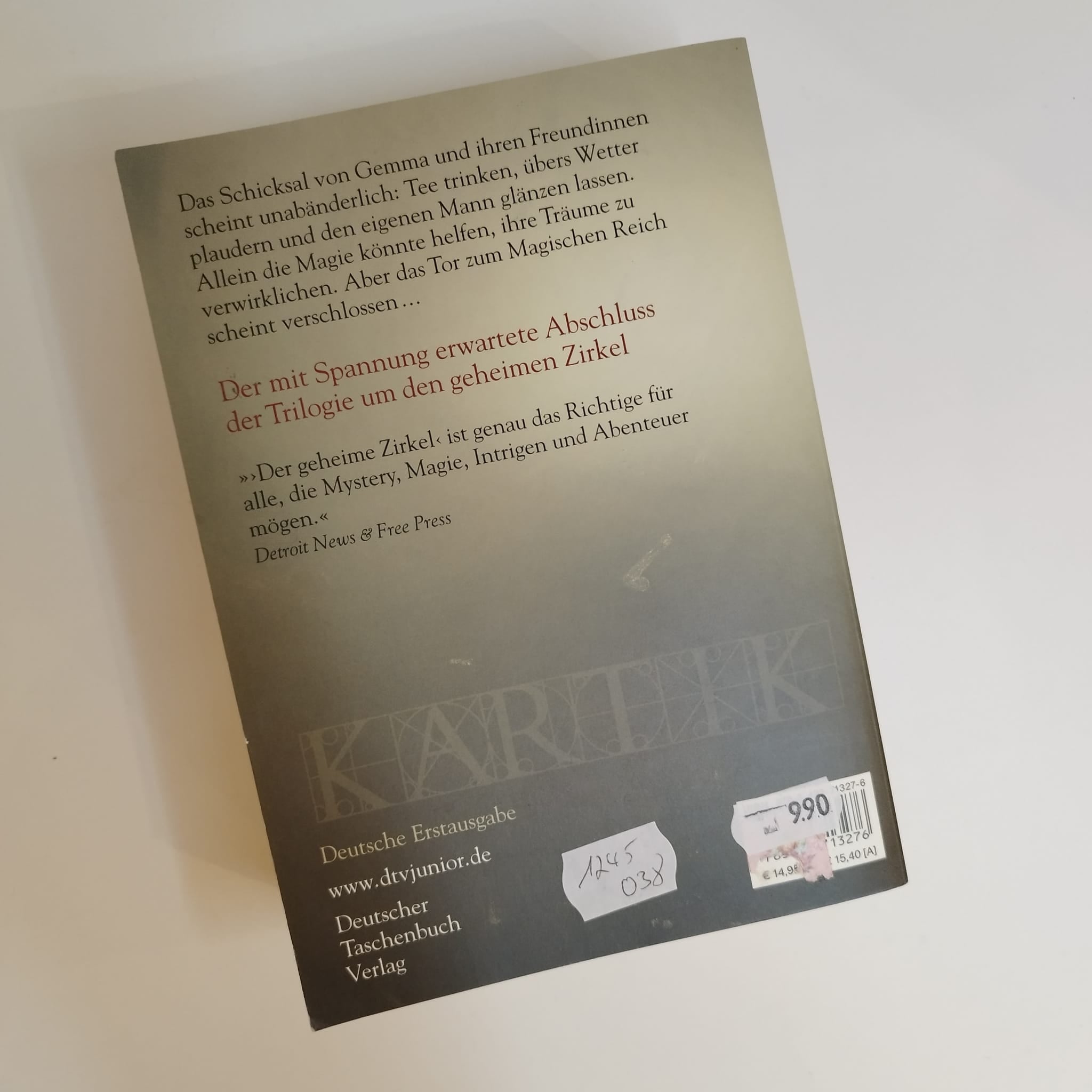 KARTIKS SCHICKSAL - Libba Bray