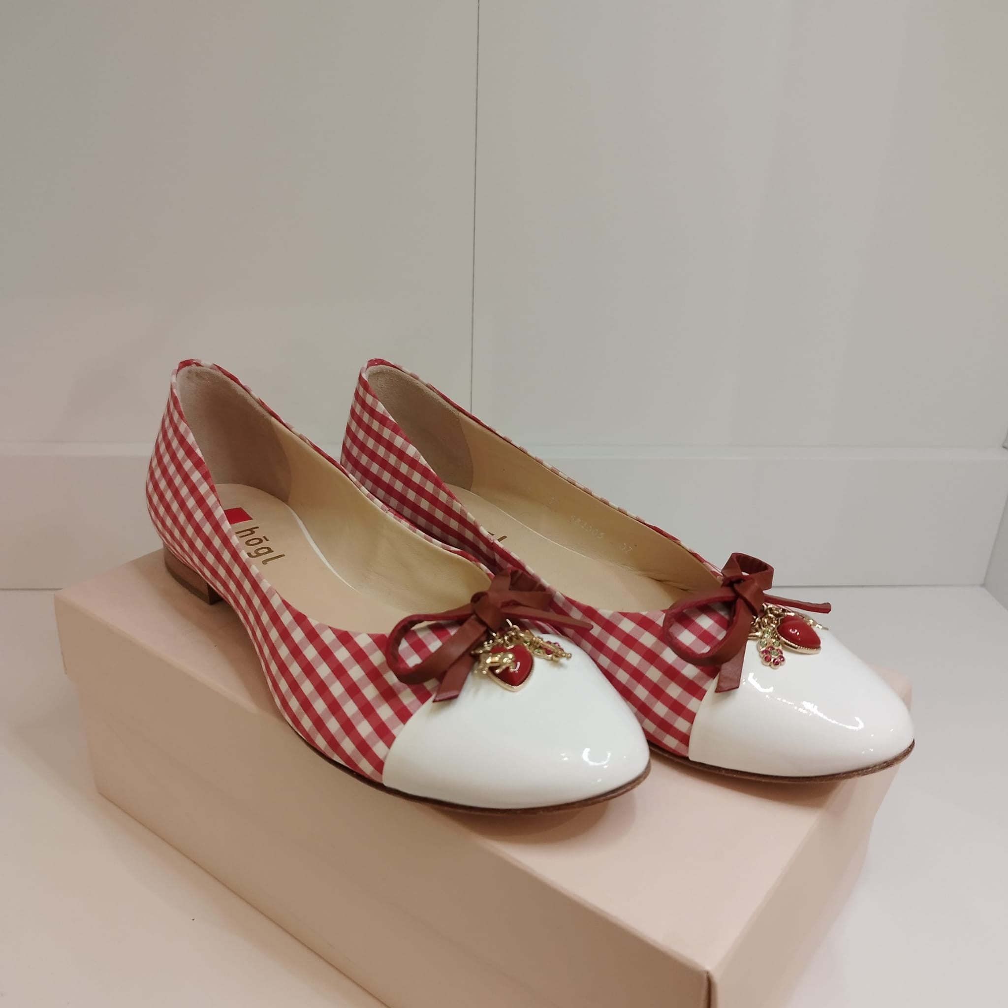 NEU - Hōgl Ballerinas