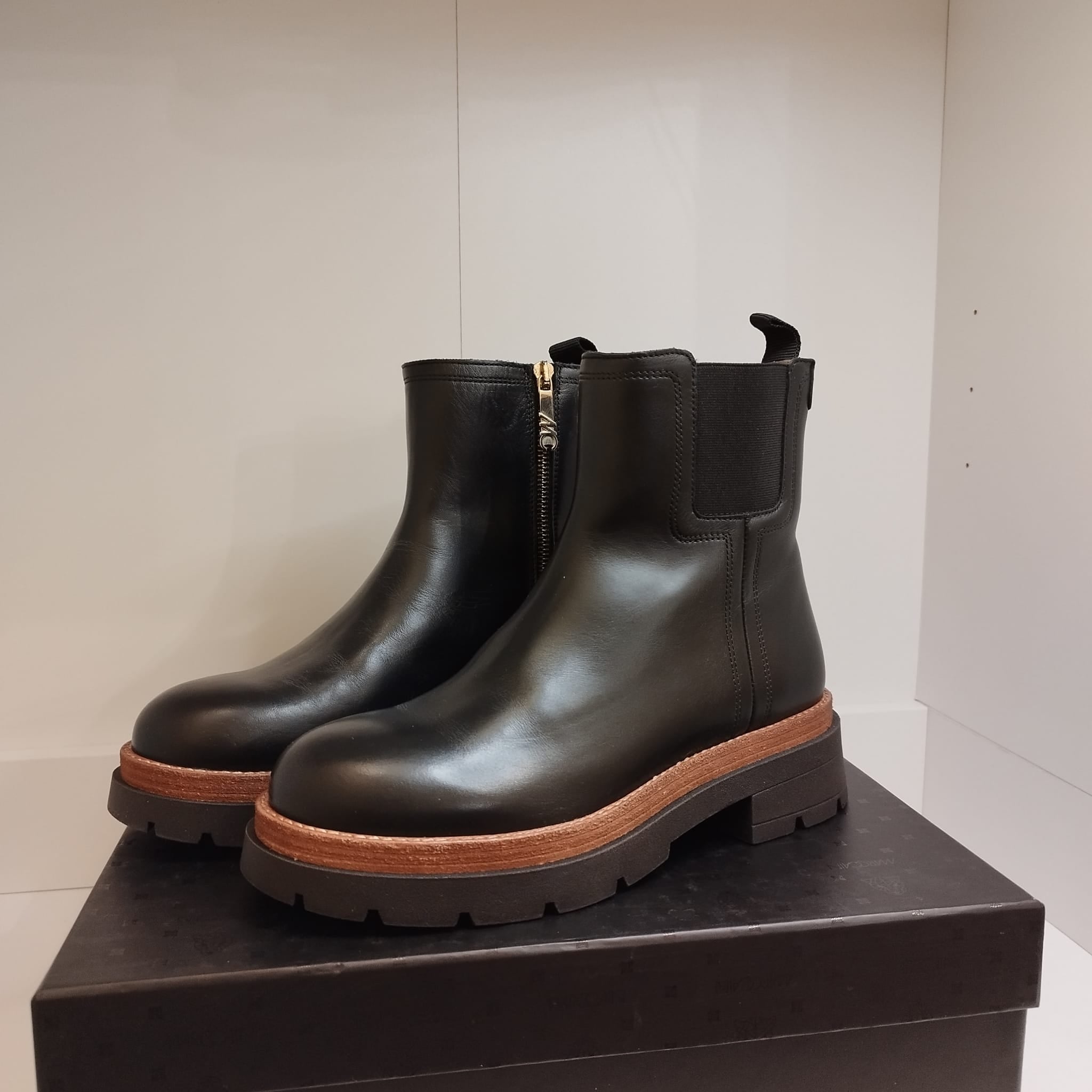 NEU - Marc Cain Stiefel