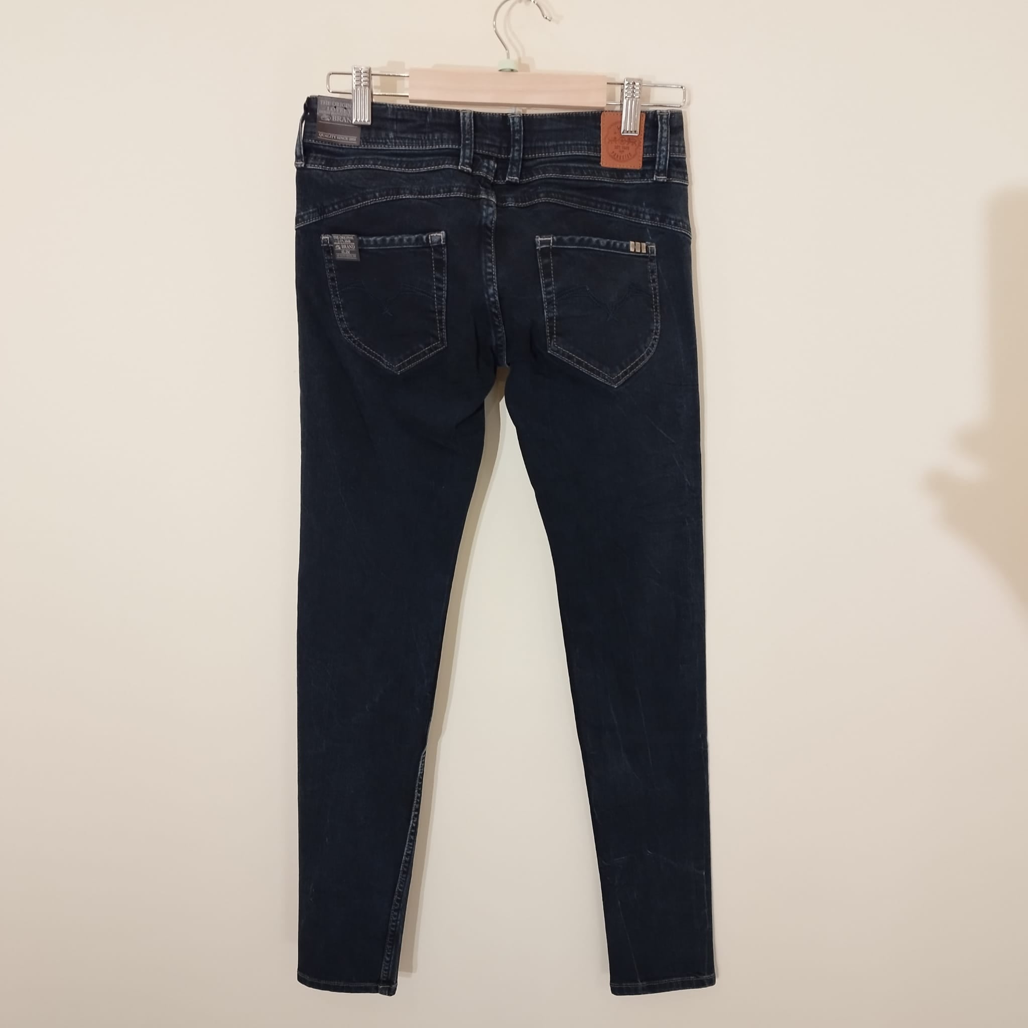 NEU - Jeans Lost in Paradise