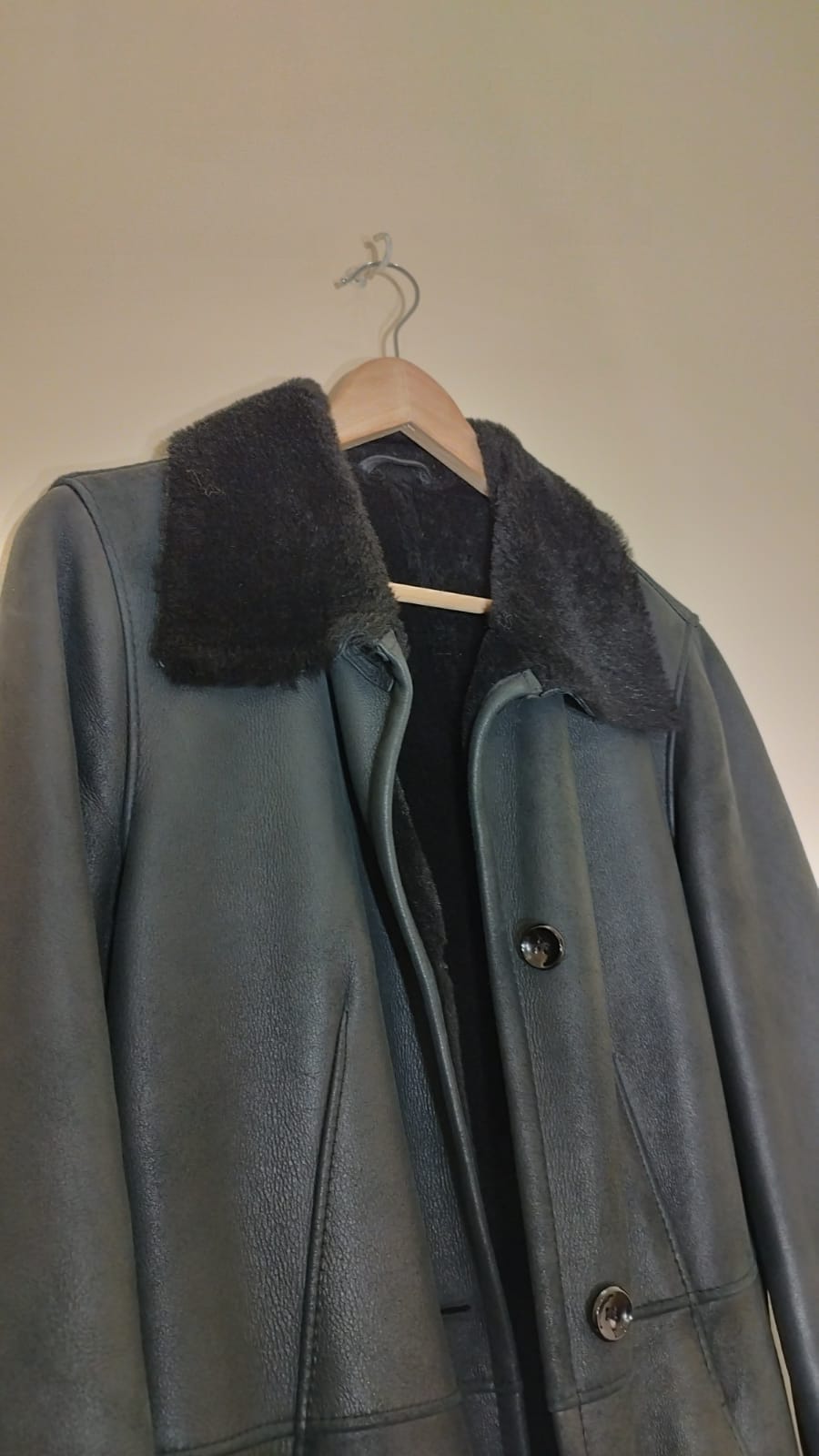 Mantel E.B. Company (casual)