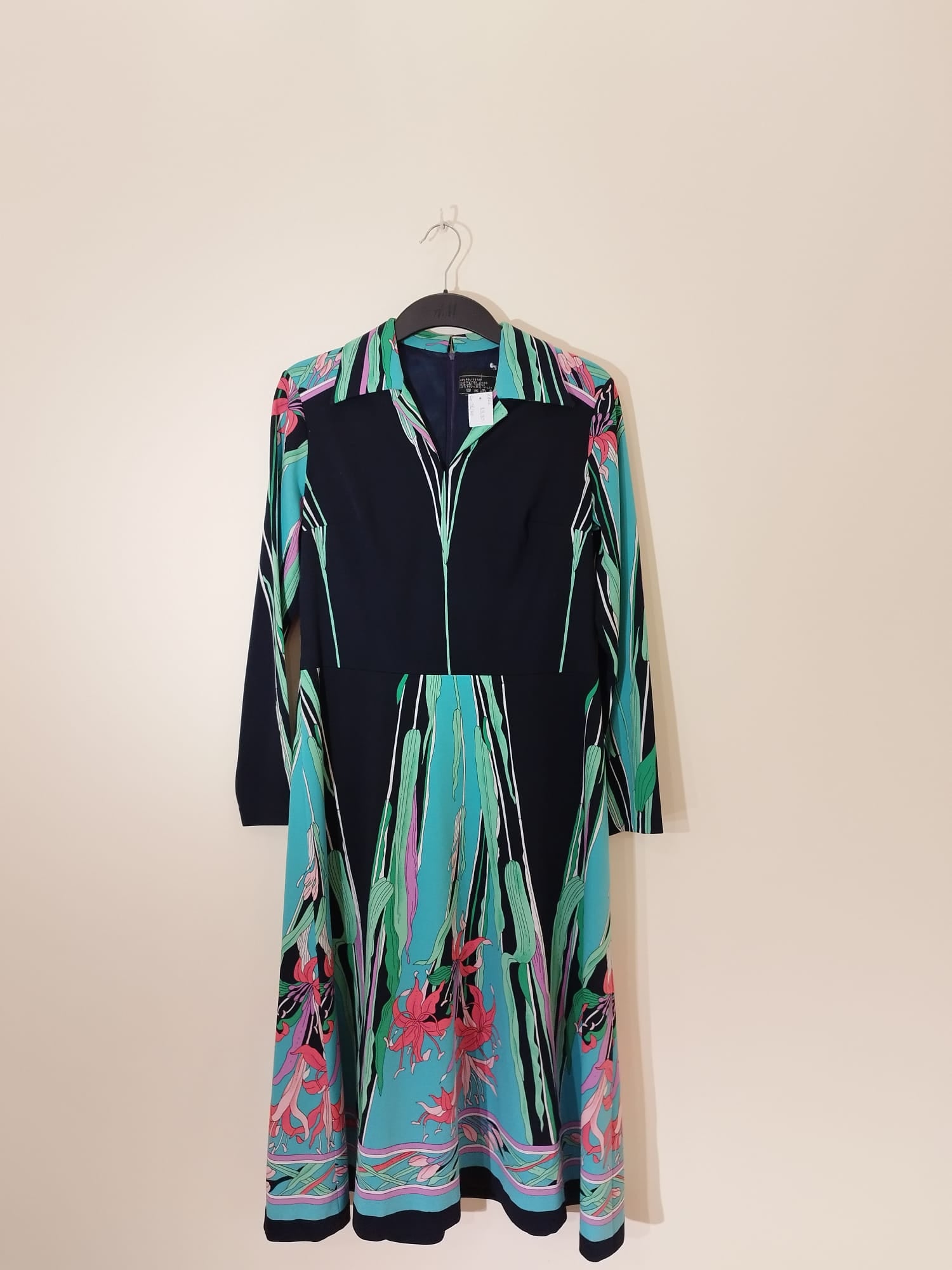 Vintage Kleid schwarz mit Muster