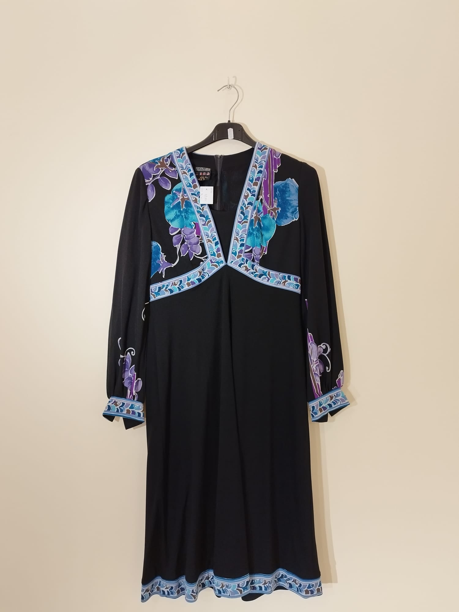 Vintage Kleid schwarz mit Muster