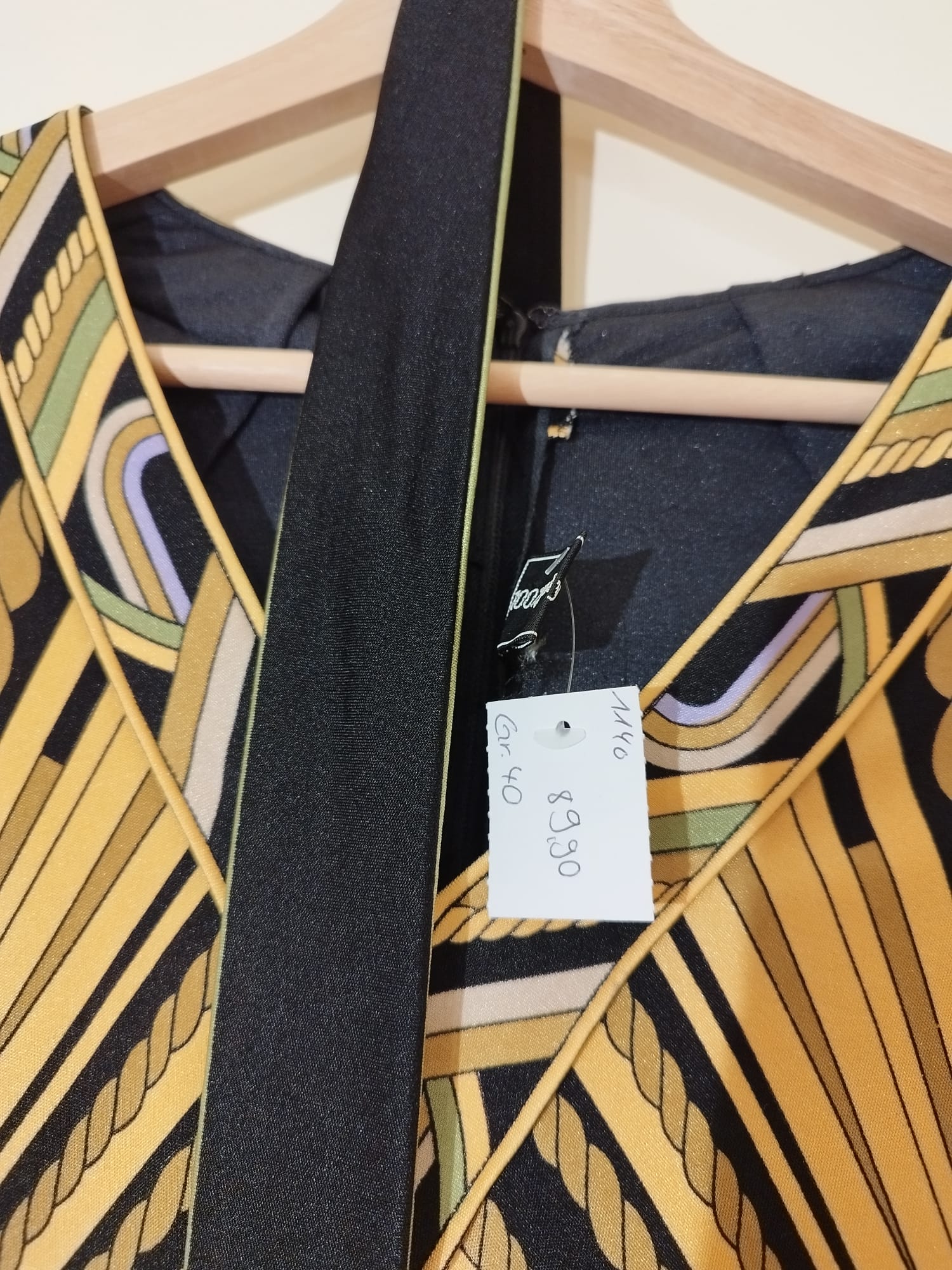 Vintage Kleid schwarz/gold mit Muster