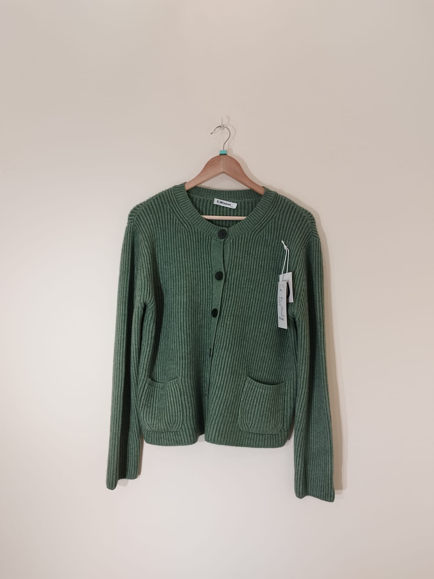 NEU - E-WOMAN FASHION Strickjacke