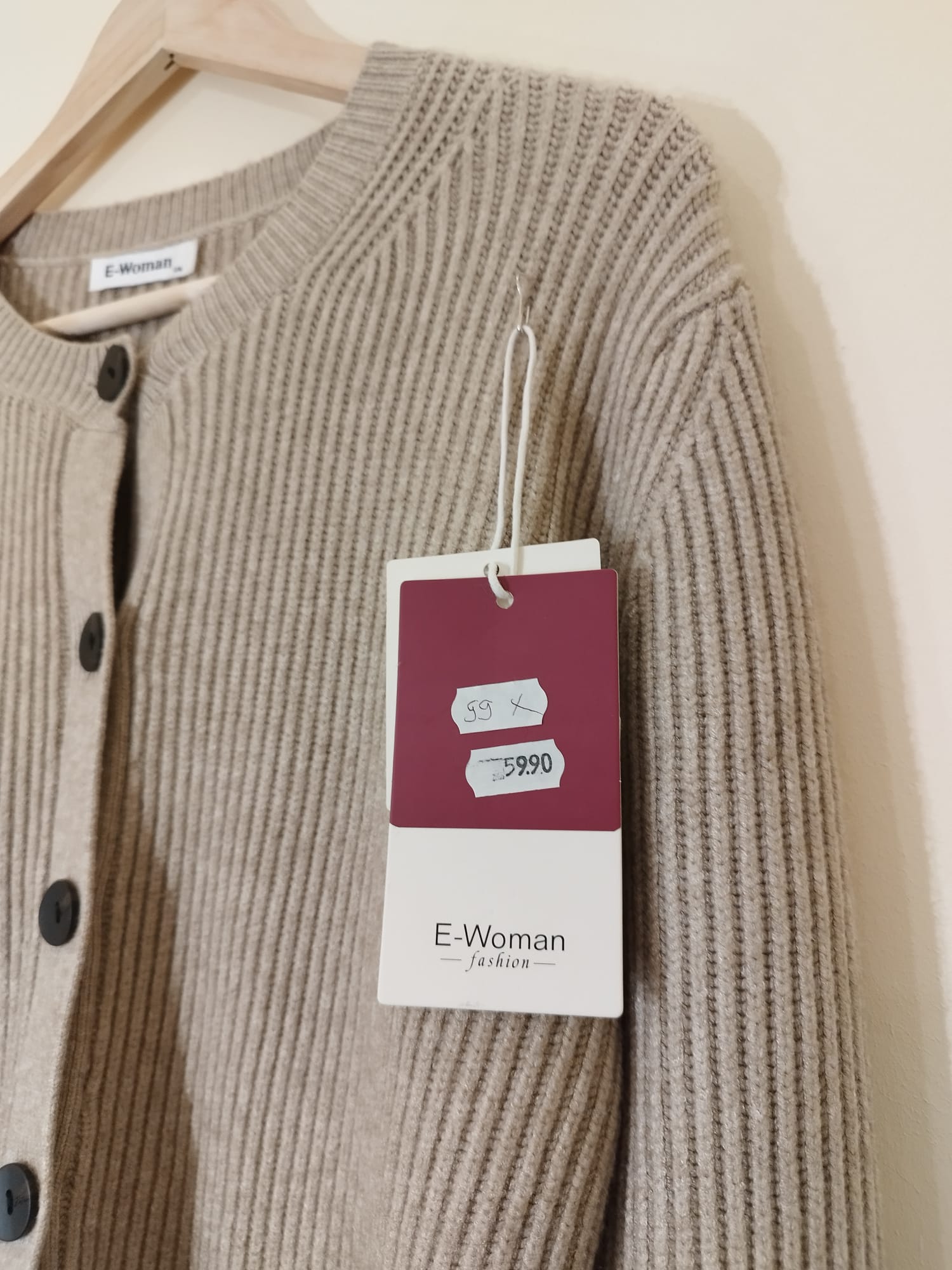 NEU - E-WOMAN FASHION Strickjacke khaki