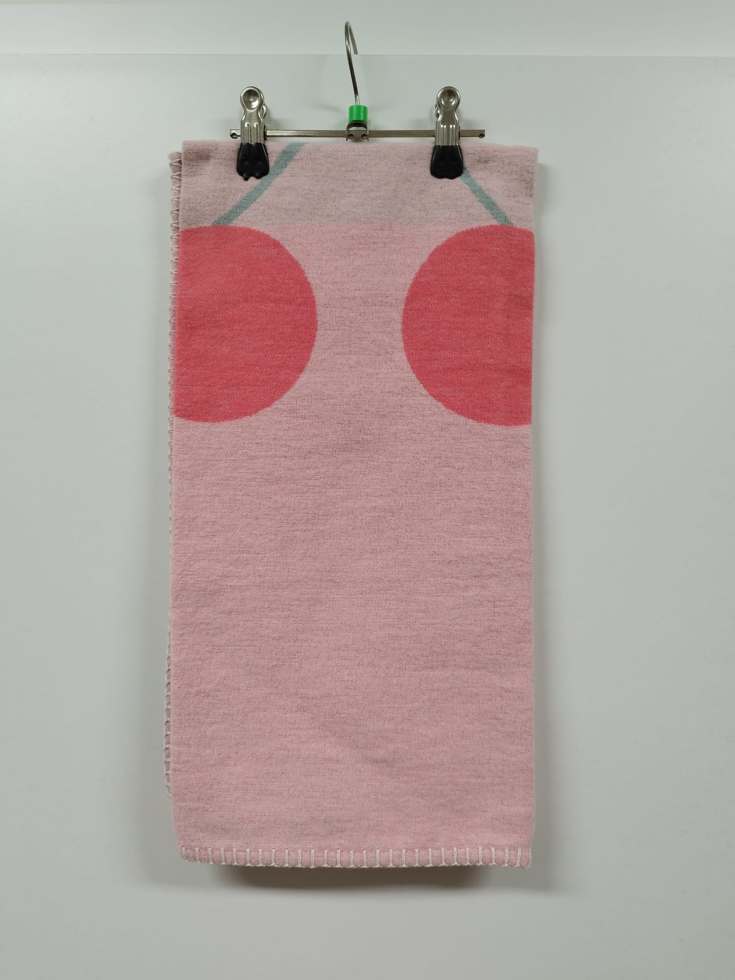 NEU - David Fussenegger - LILI Kinderdecke "Wurm" in altrosa