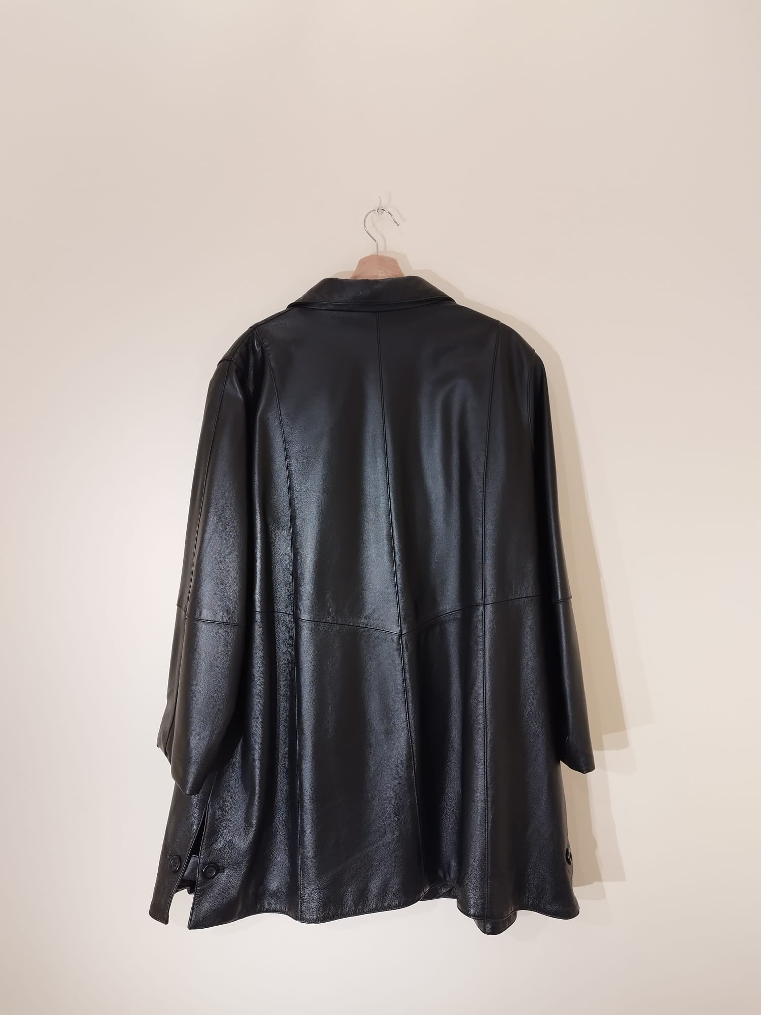 The Leather Company Mantel