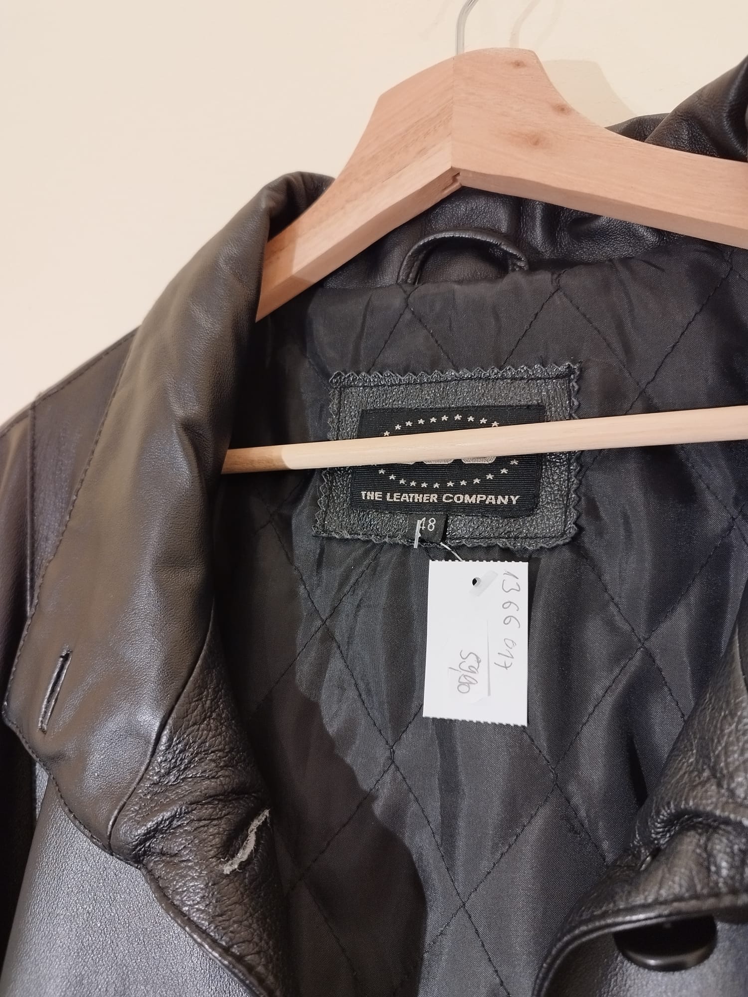 The Leather Company Mantel