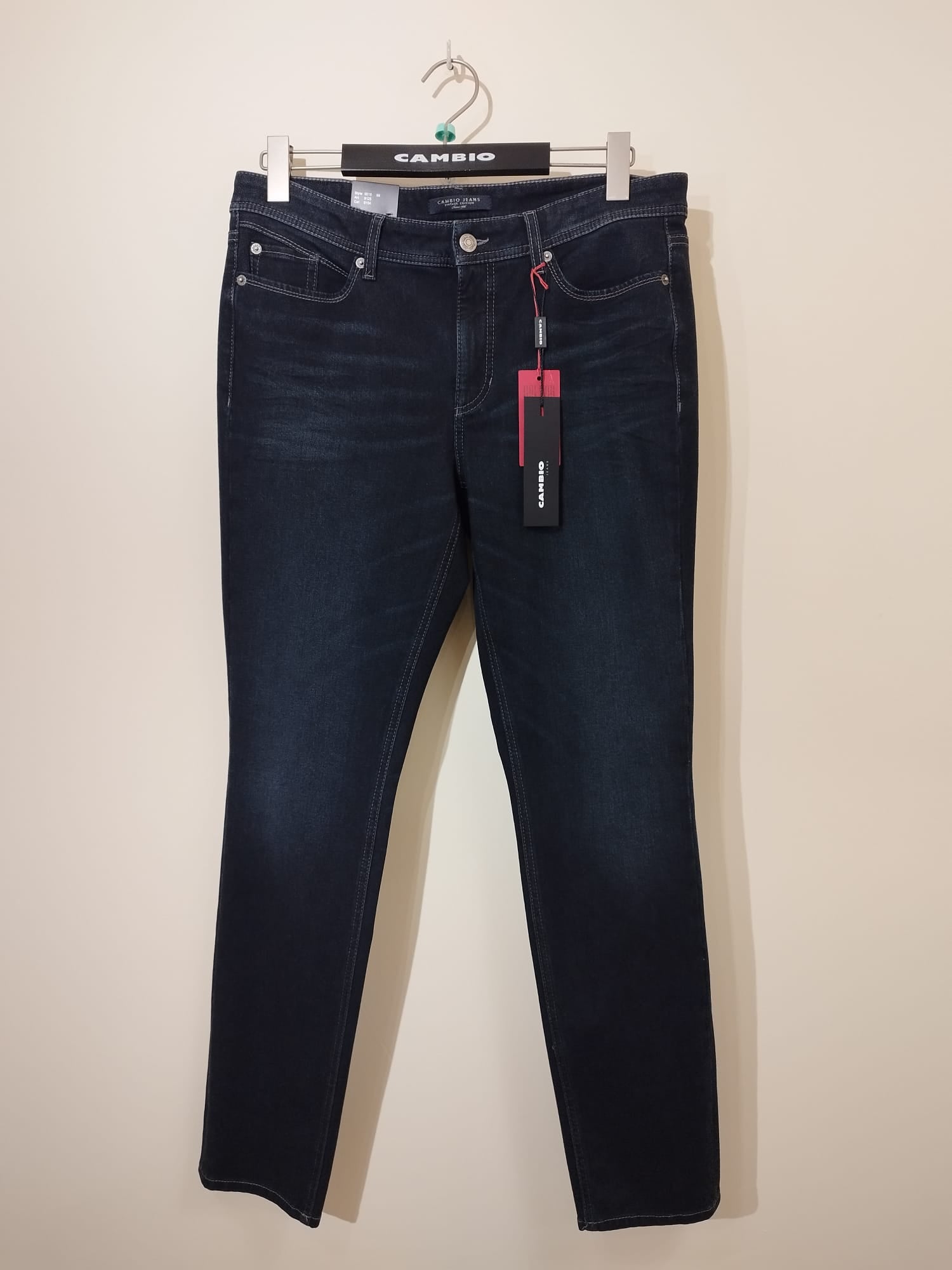 NEU - Jeans CAMBIO "PARLA"