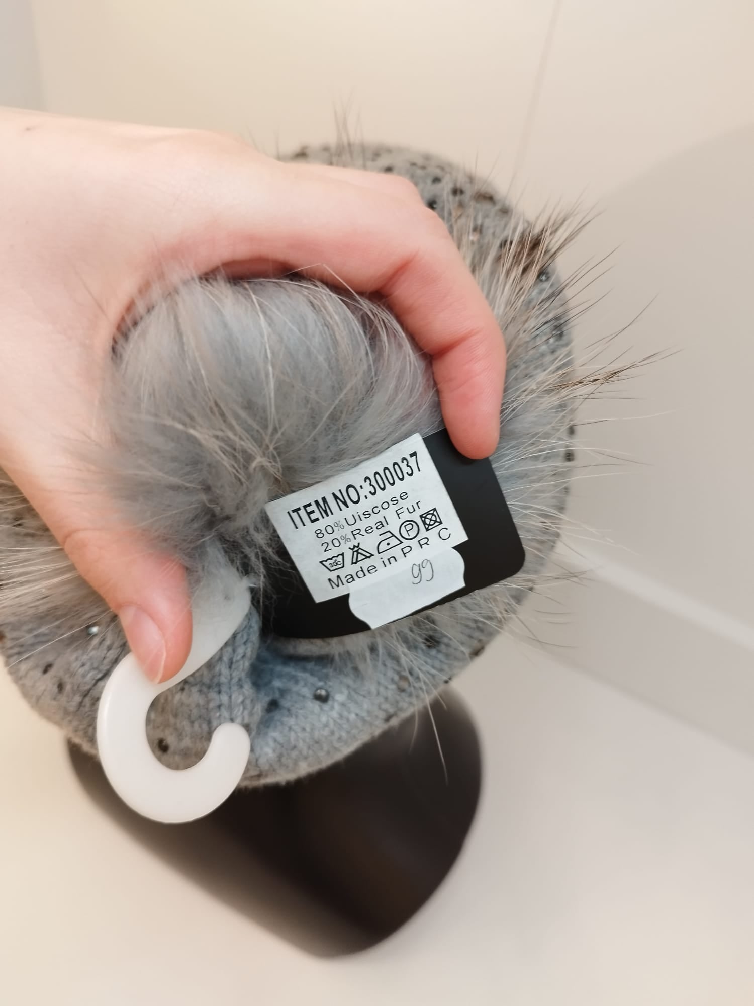 NEU - Fashion Mütze mit Glitzersteinen