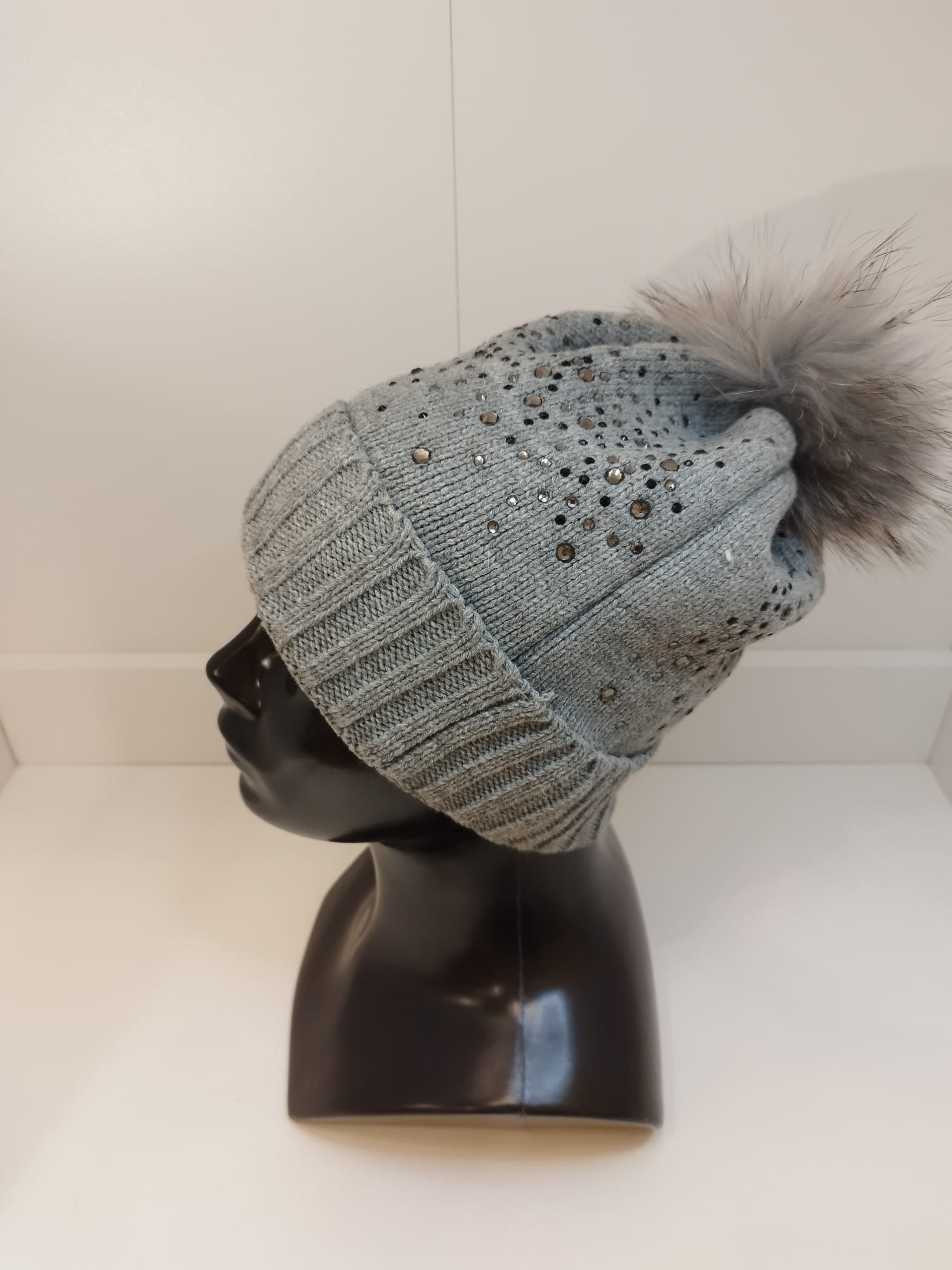 NEU - Fashion Mütze mit Glitzersteinen