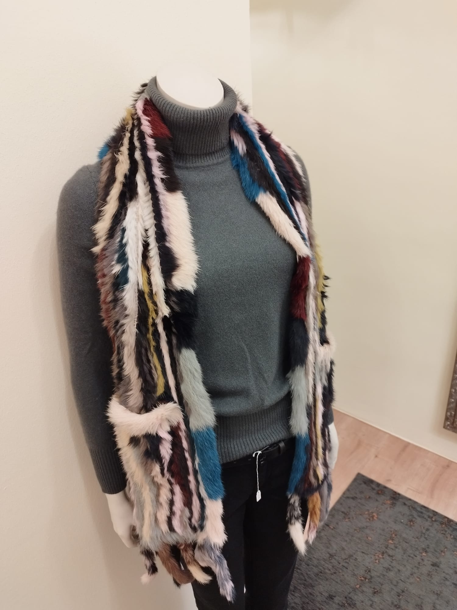 NEU - Echtpelz Schal mehrfarbig