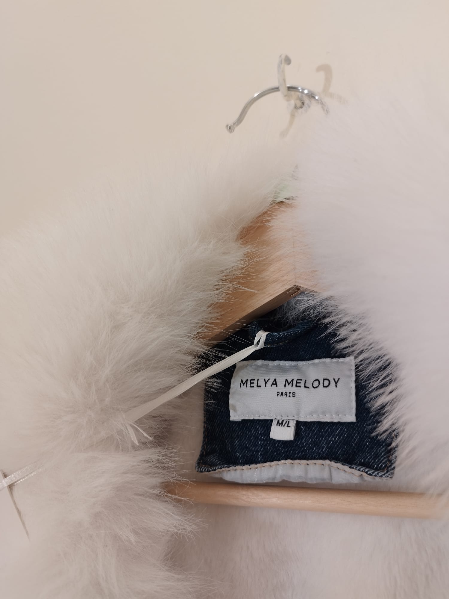 NEU - Melya Melody Paris - Jeansjacke mit abnehmbarem Pelz