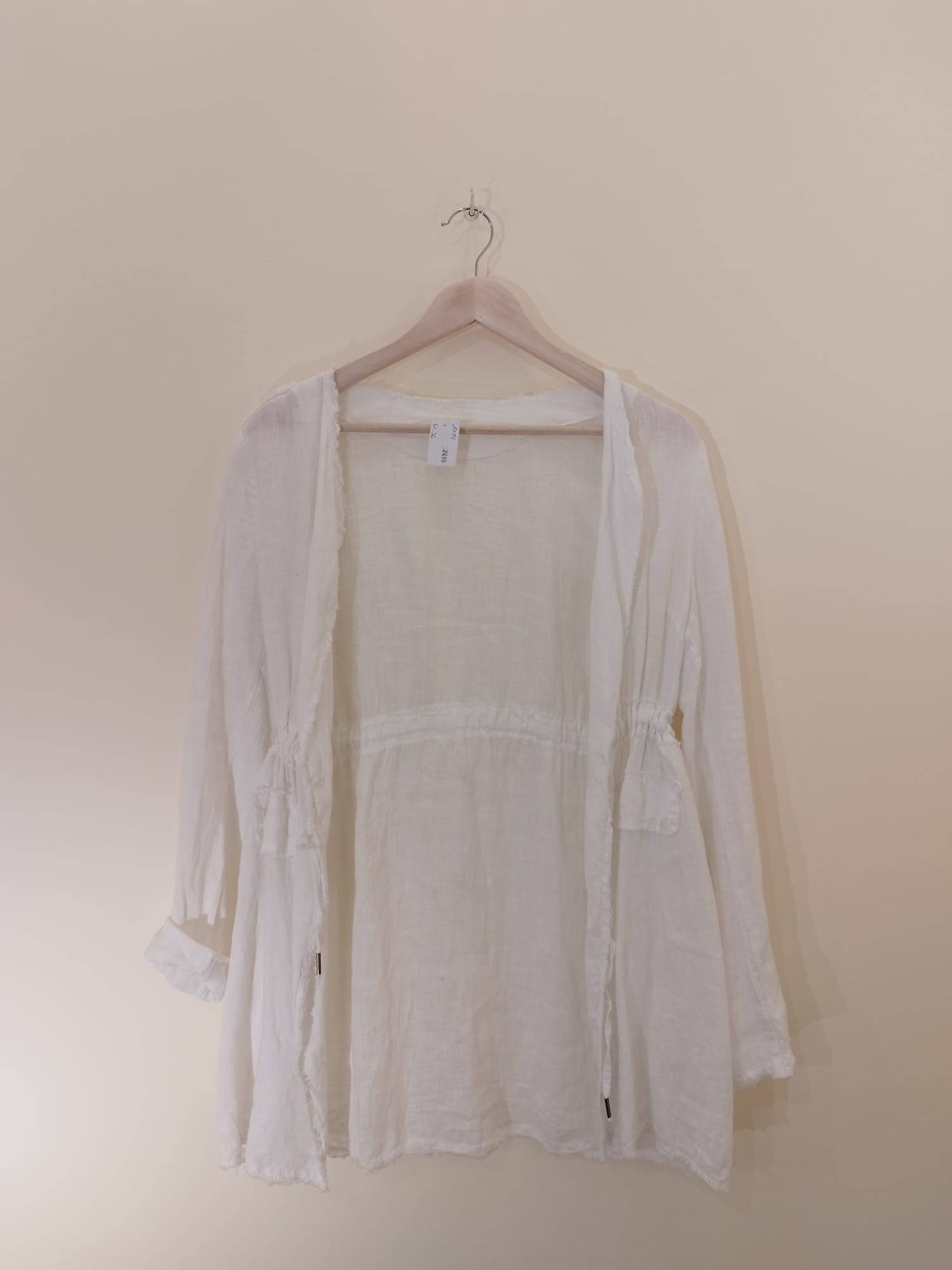 Leichter Cardigan aus Leinenstoff