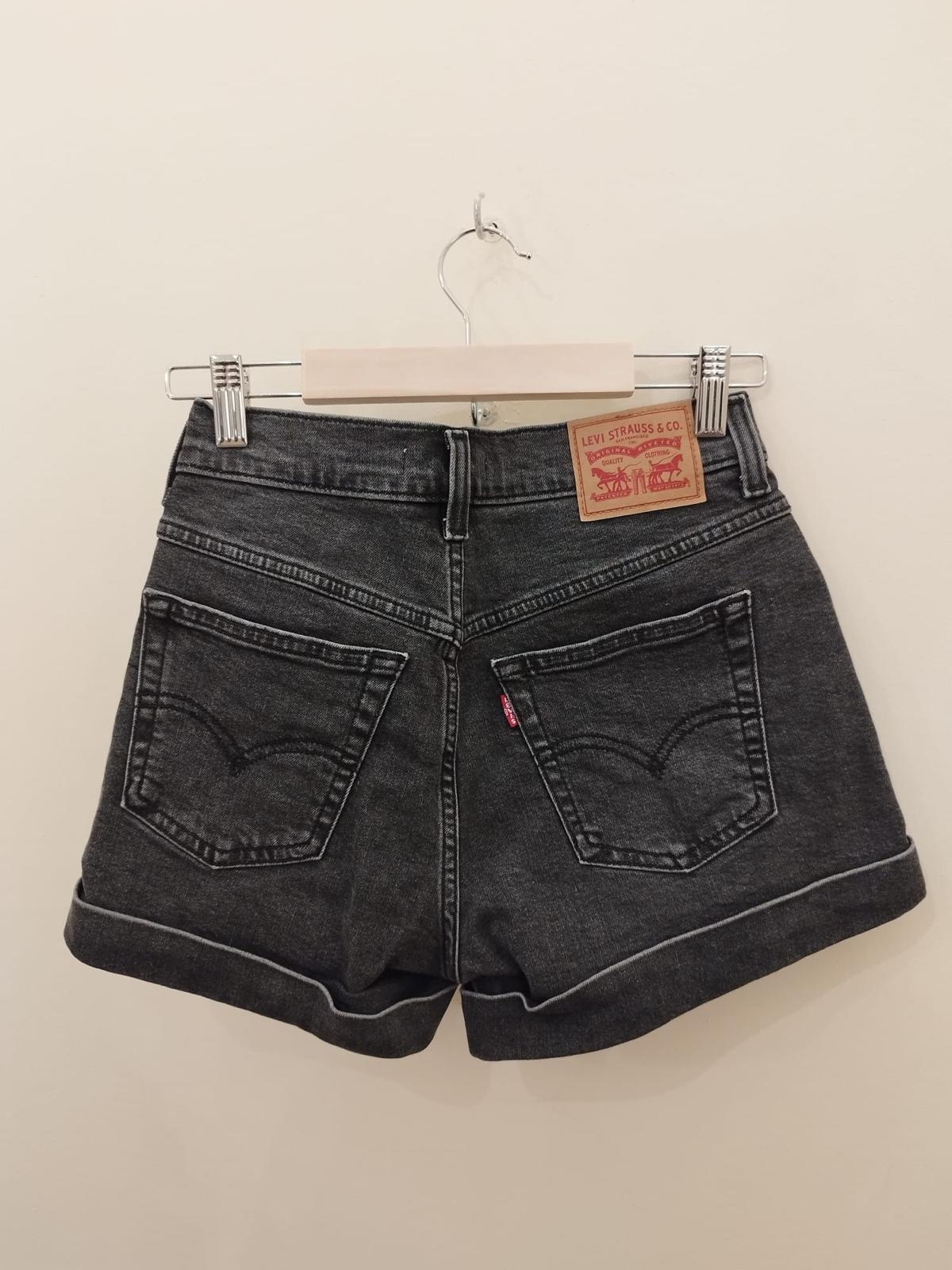 LEVI'S A-MOM SHORTS kurze Jeans