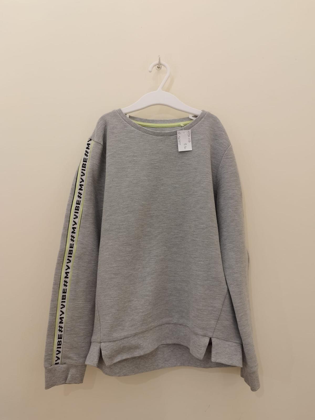 HERE + THERE C&A Pullover