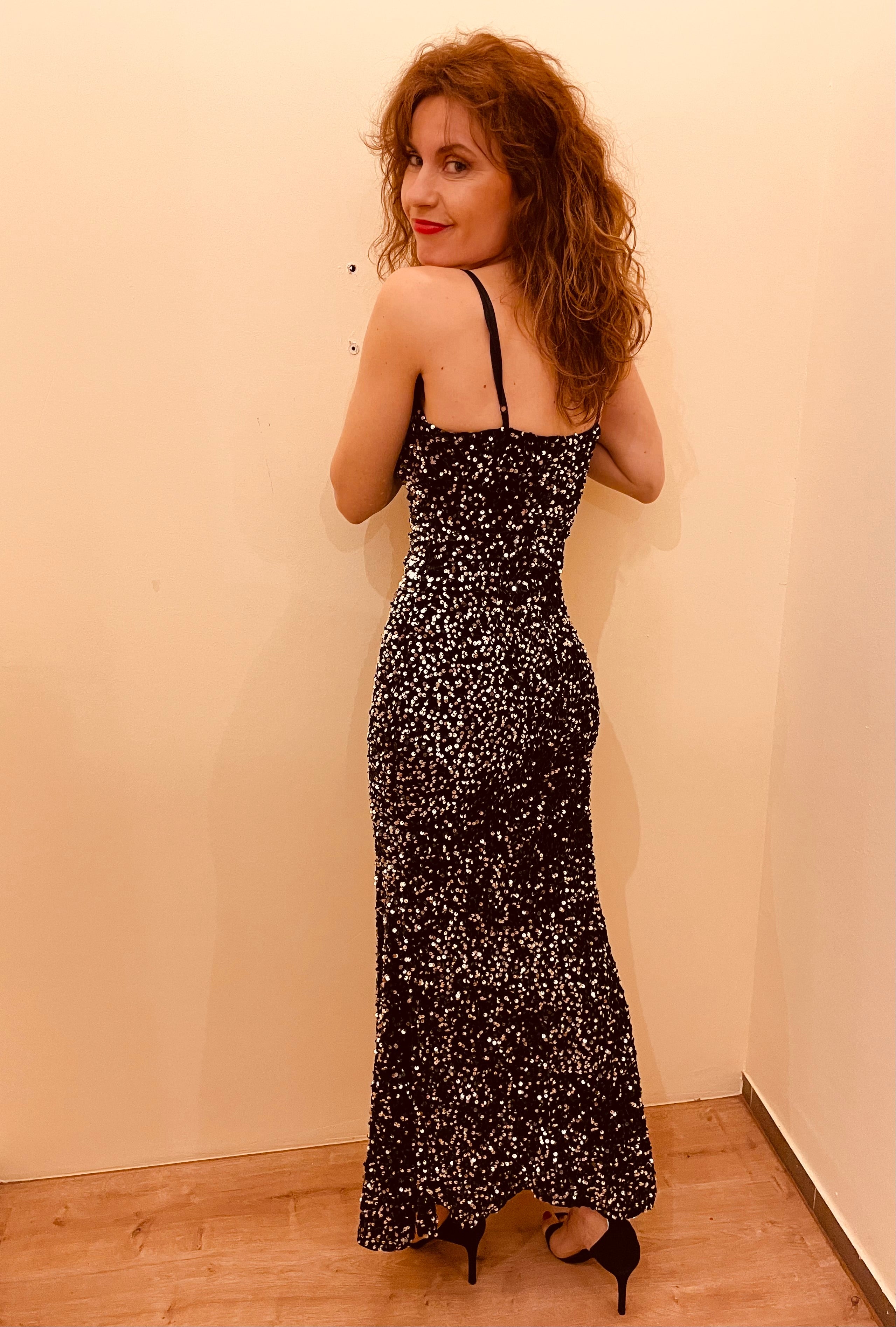 Abendkleid mit Pailletten schwarz in Gr. 34-38 -NEU-