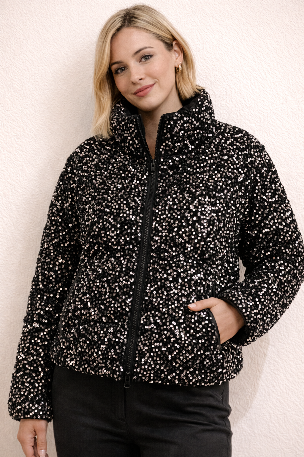 Pailletten Jacke schwarz in Gr. 42 -NEU-