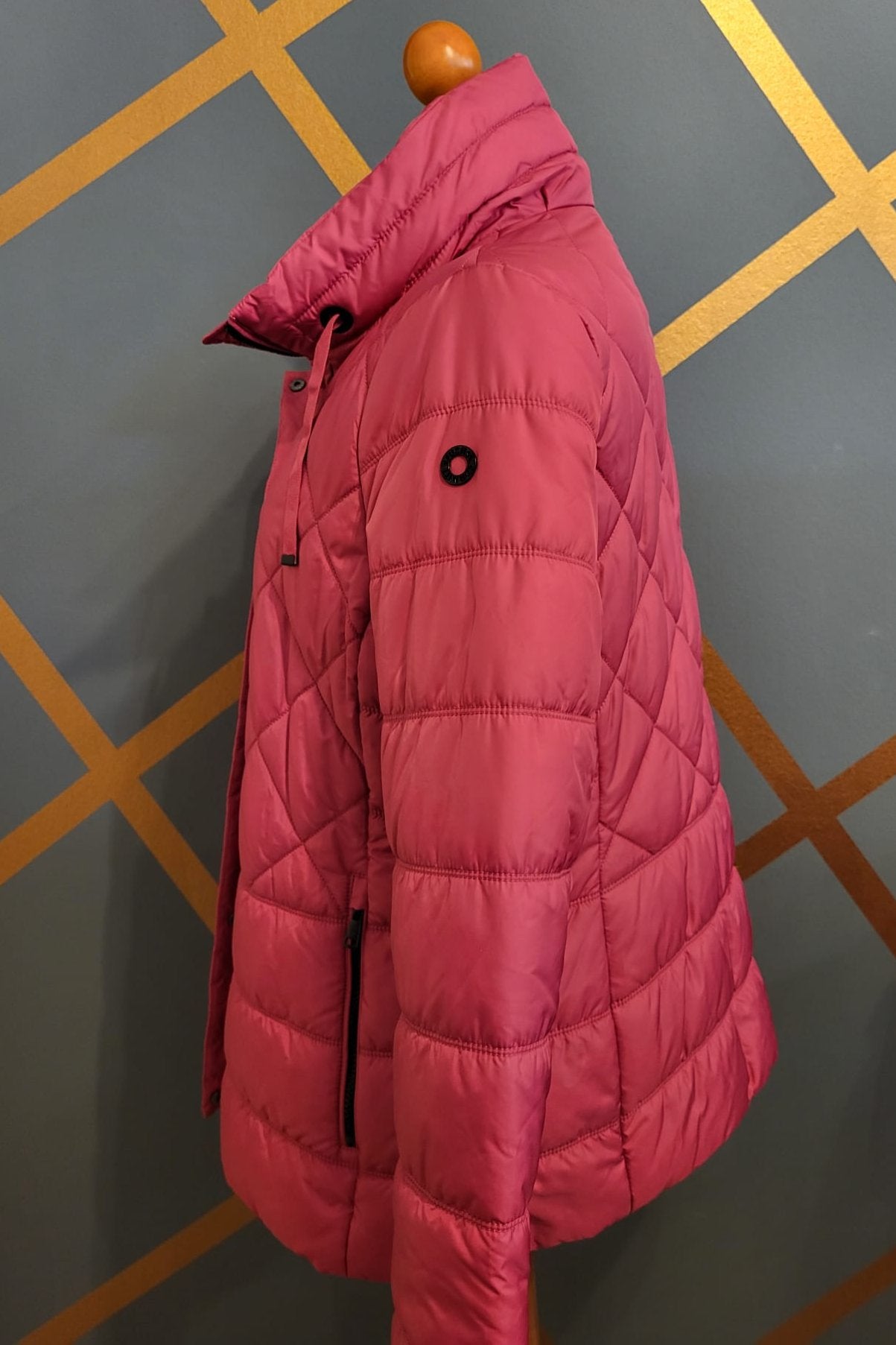 NEU - FUCHS SCHMITT Damenjacke in Dauenoptik