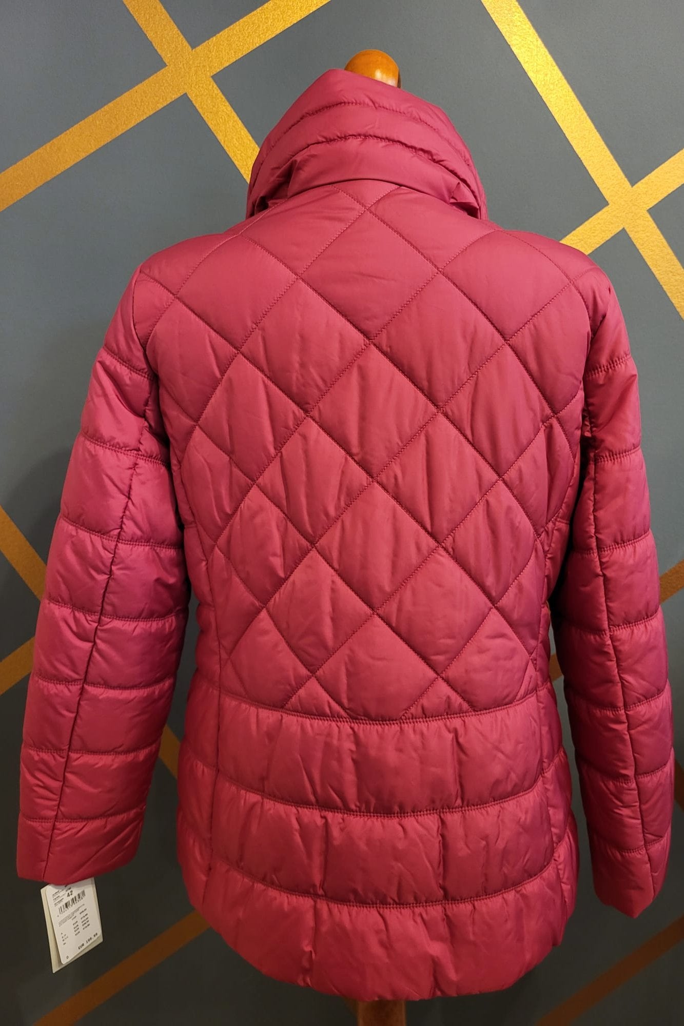 NEU - FUCHS SCHMITT Damenjacke in Dauenoptik