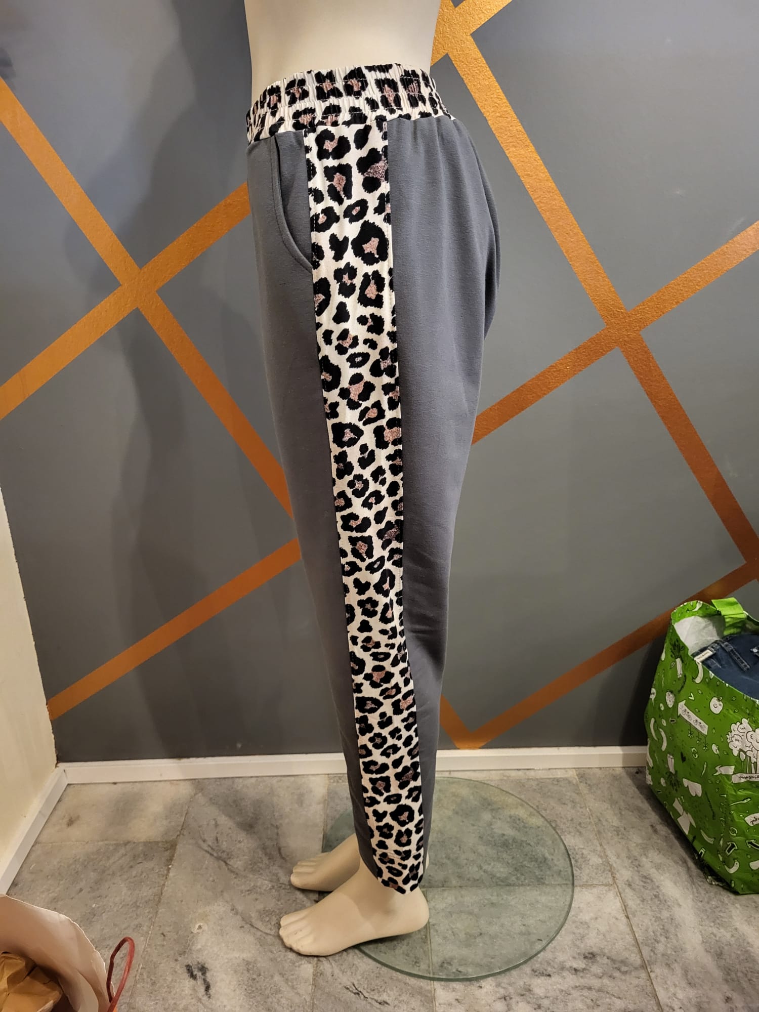 NEU - ROSA ROSIE Hose