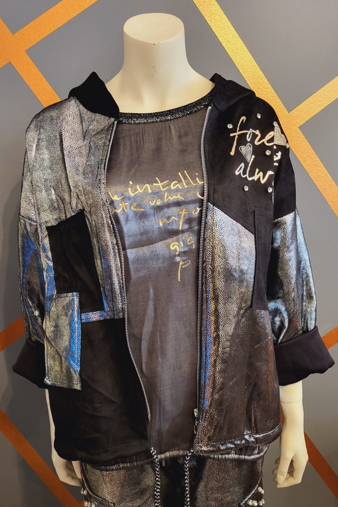 NEU - Metallic look Jacke, made in Italy