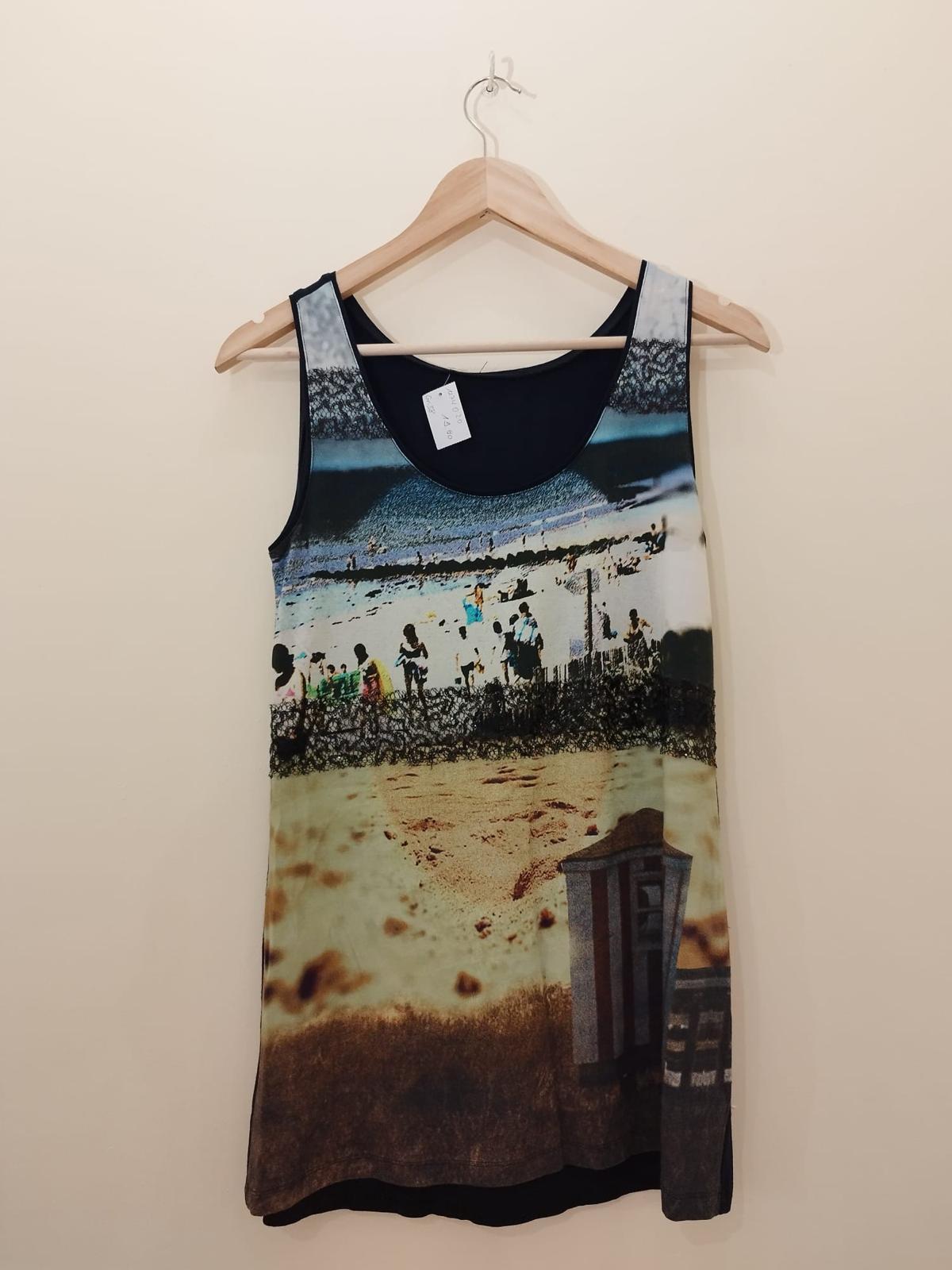 Ärmelloses Shirt mit Strandmotiv